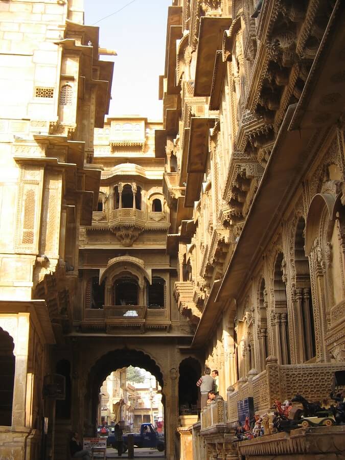 Jaisalmer Taxi Booking